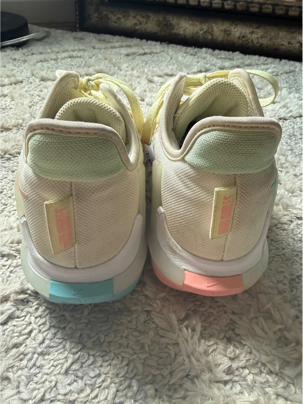 Nike LeBron Witness 6 Basketball Shoes “Easter” Men’s Size 6.5